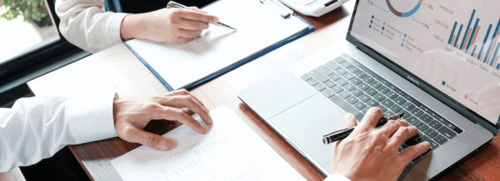 como integrar background check ao canal de denúncias para investigar relatos